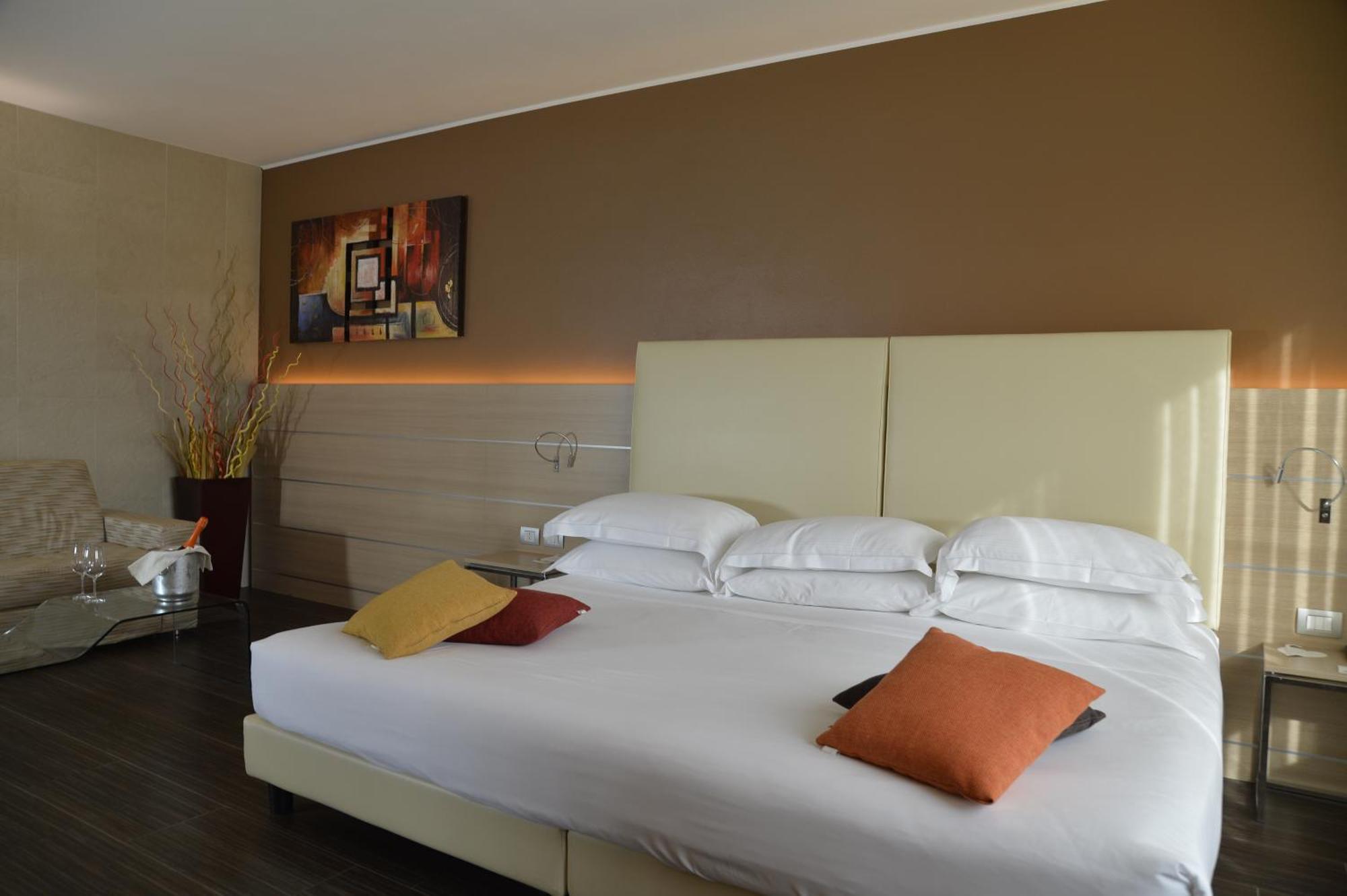 Best Western Plus Soave Hotel سان بونيفاتشيو المظهر الخارجي الصورة